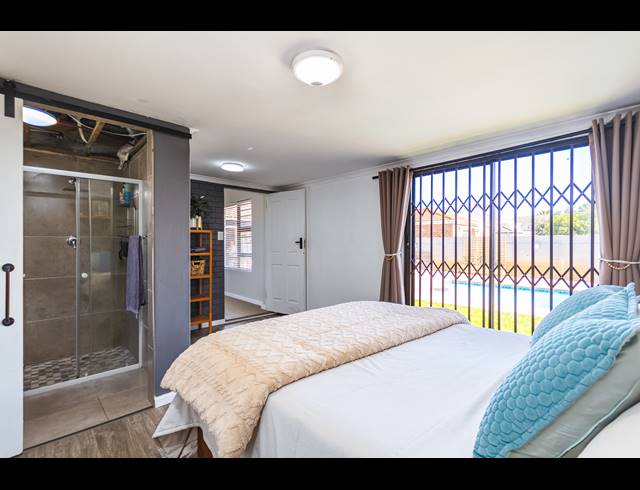 4 BEDROOM FREEHOLD FOR SALE IN PARKLANDS